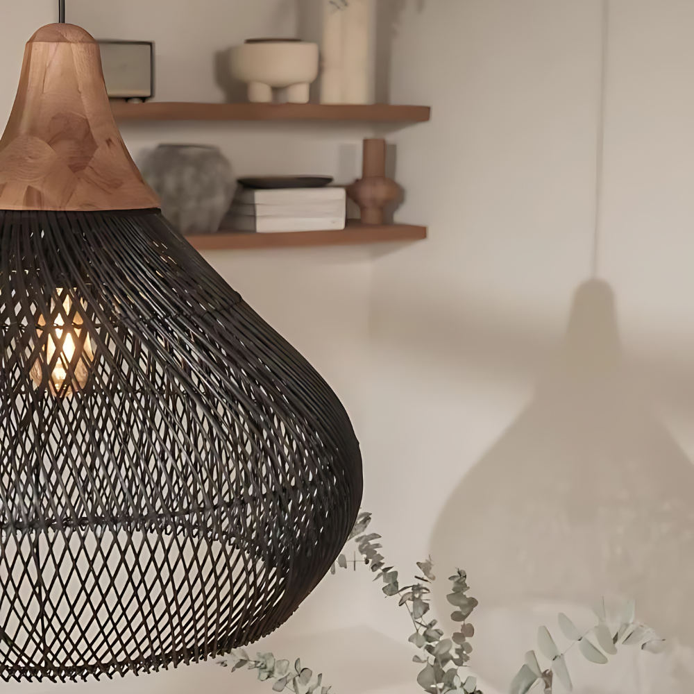 Boho rotan hanglamp – handgemaakt design van natuurlijke materialen met warme sfeerverlichting