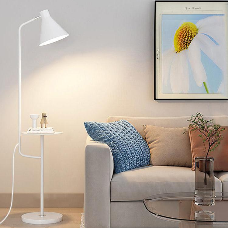 Macaroon Vloerlamp – Design Staande Lamp met Marmeren Basis & Functioneel Tafelblad | Luxe & Praktisch