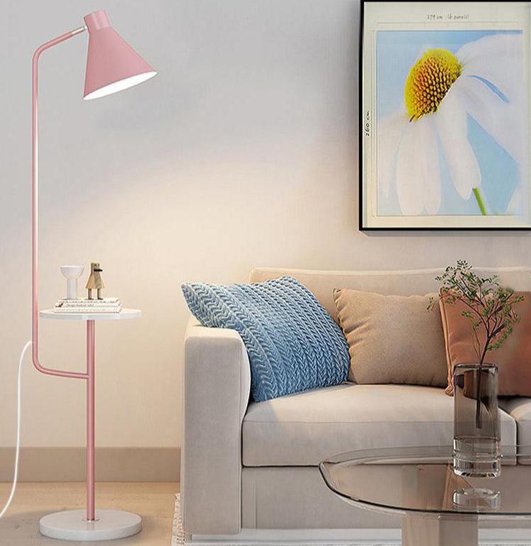 Macaroon Vloerlamp – Design Staande Lamp met Marmeren Basis & Functioneel Tafelblad | Luxe & Praktisch
