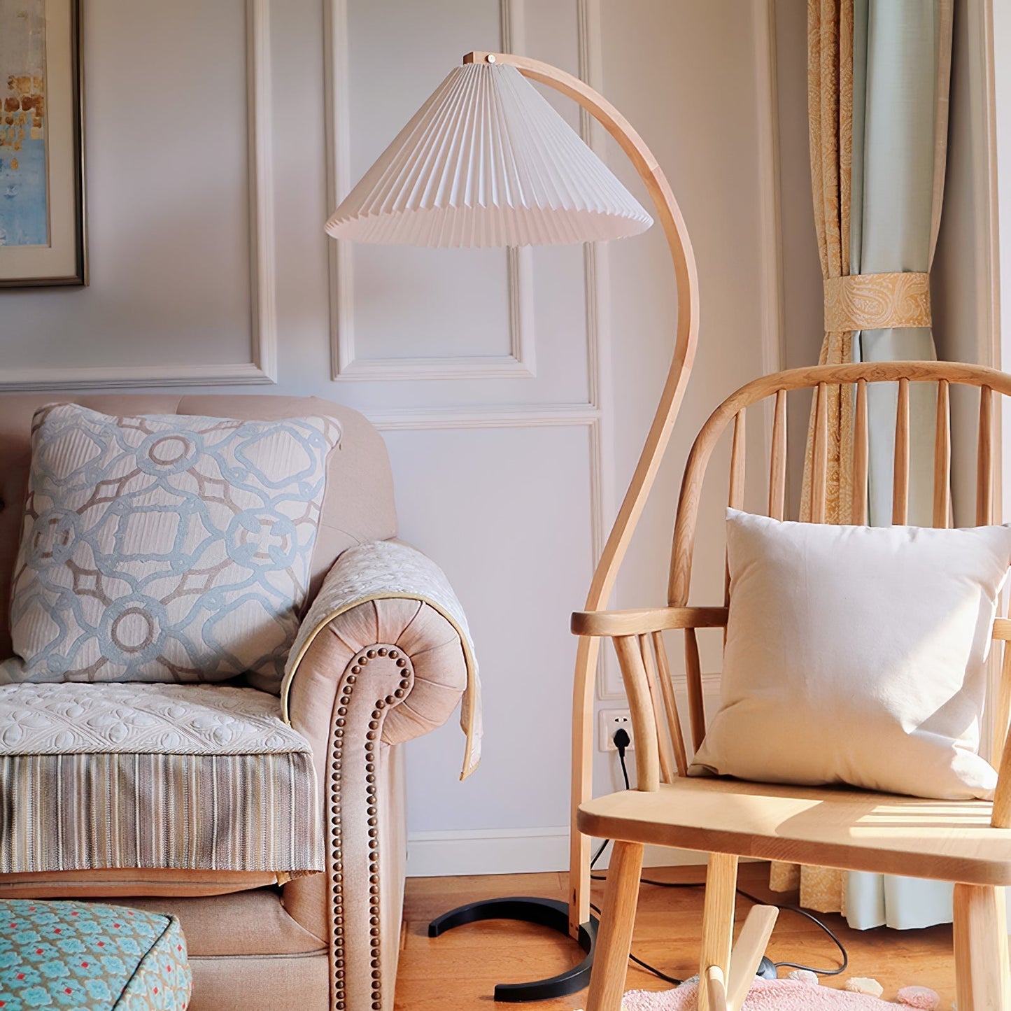 Caprani Vloerlamp – Scandinavisch Design Staande Lamp met Beukenhout & Linnen Kap | Iconische Retro Stijl uit de Jaren ’70