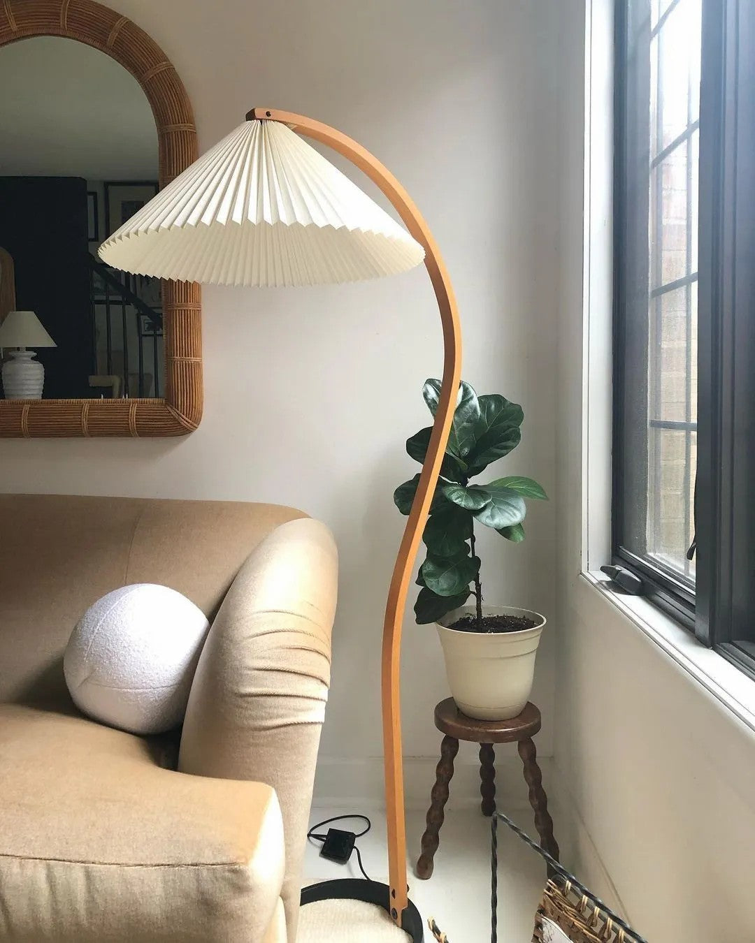 Caprani Vloerlamp – Scandinavisch Design Staande Lamp met Beukenhout & Linnen Kap | Iconische Retro Stijl uit de Jaren ’70