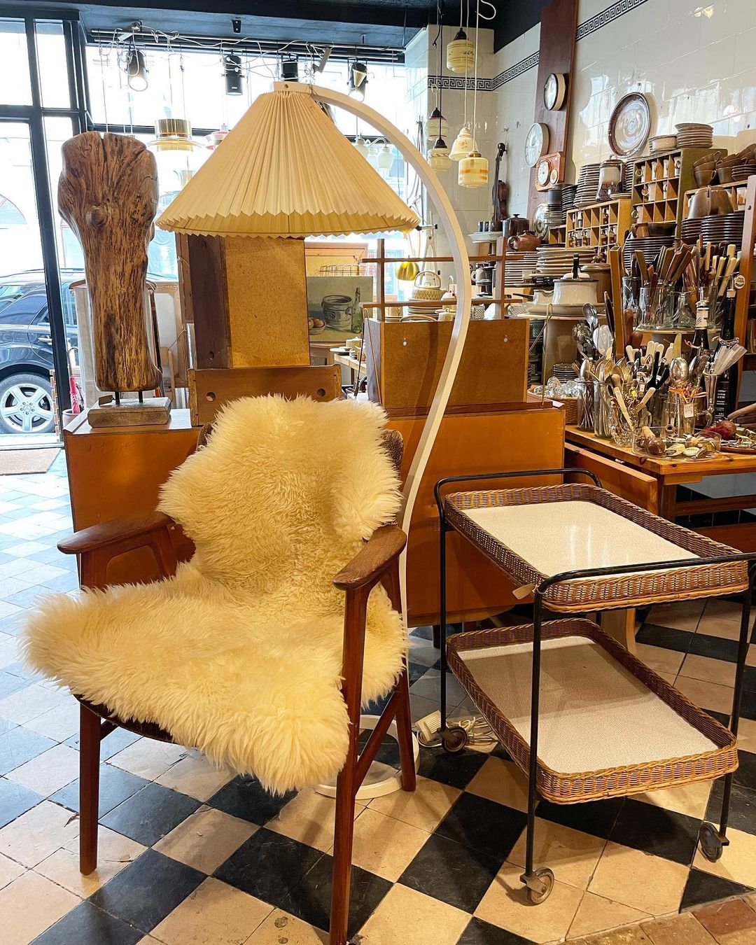 Caprani Vloerlamp – Scandinavisch Design Staande Lamp met Beukenhout & Linnen Kap | Iconische Retro Stijl uit de Jaren ’70