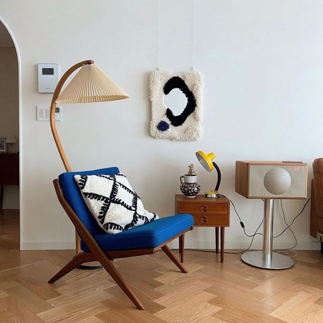 Caprani Vloerlamp – Scandinavisch Design Staande Lamp met Beukenhout & Linnen Kap | Iconische Retro Stijl uit de Jaren ’70