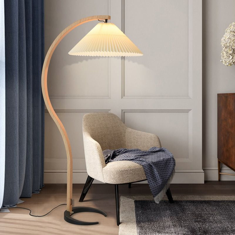 Caprani Vloerlamp – Scandinavisch Design Staande Lamp met Beukenhout & Linnen Kap | Iconische Retro Stijl uit de Jaren ’70