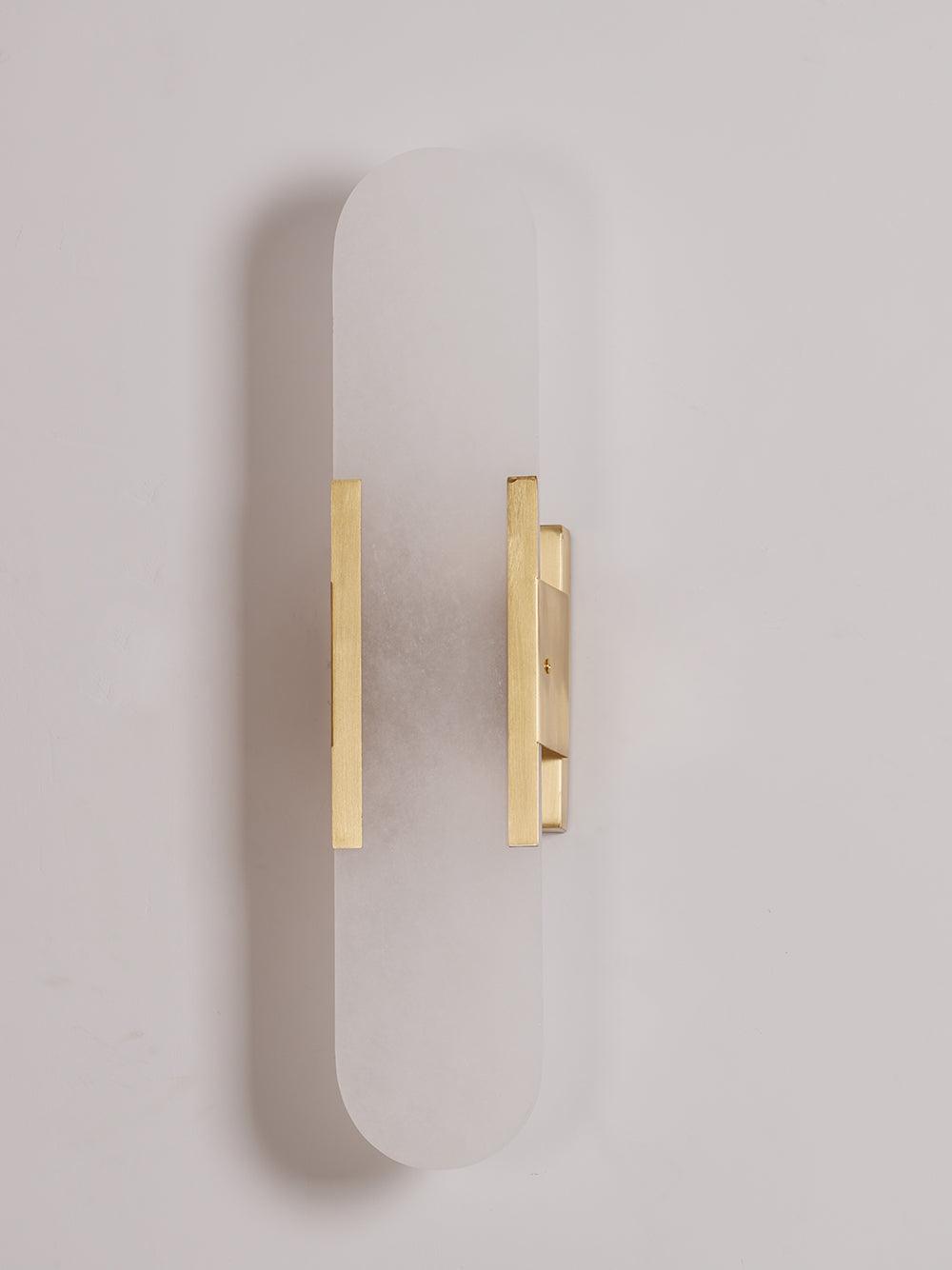 Melange Alabaster Wandlamp – Luxe Design met Messing Accenten | Handgemaakt & Tijdloos Modern
