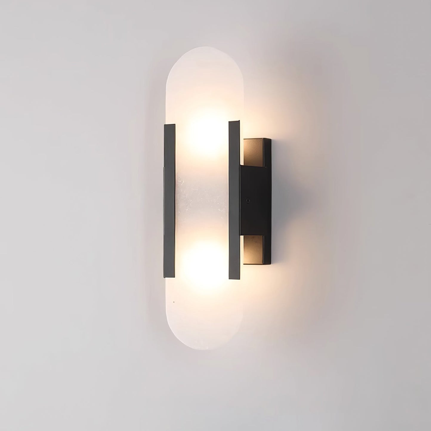 Melange Alabaster Wandlamp – Luxe Design met Messing Accenten | Handgemaakt & Tijdloos Modern