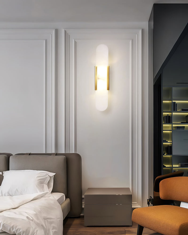 Melange Alabaster Wandlamp – Luxe Design met Messing Accenten | Handgemaakt & Tijdloos Modern