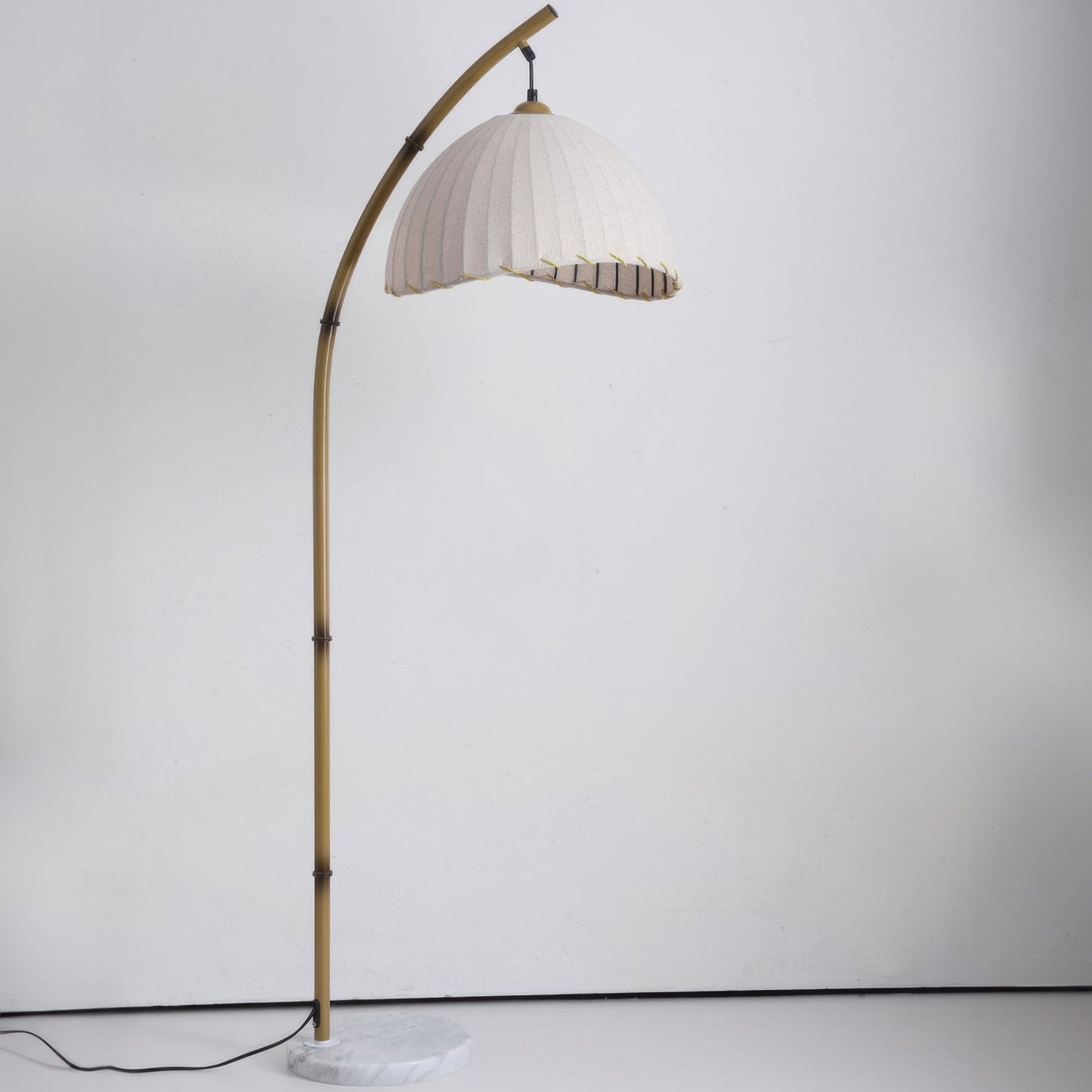 Cultural Zen Bamboe Vloerlamp – Staande Lamp met Stoffen Kap | Natuur, Rust & Sfeervolle Verlichting