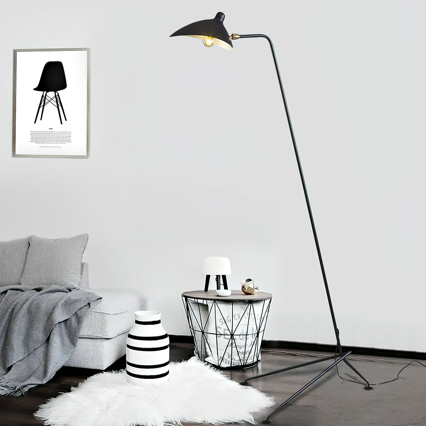 Mouille Three-Arm Vloerlamp – Iconische Design Staande Lamp met Draaiende Armen | Sculpturaal & Functioneel