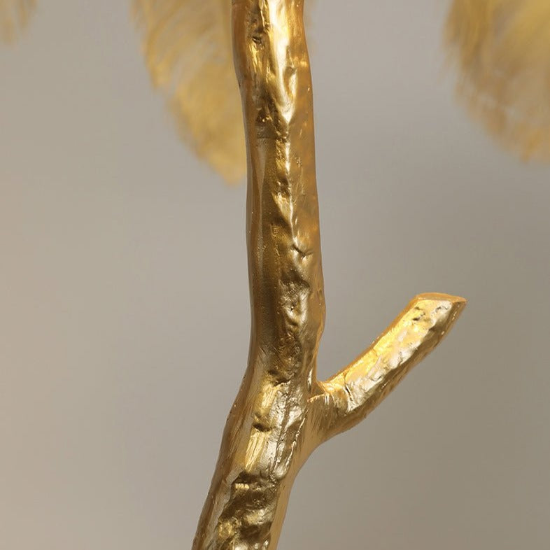 Struisvogelveren Vloerlamp – Luxe Design Staande Lamp met Messing Afwerking | Elegant, Sfeervol & Uniek Statement Piece