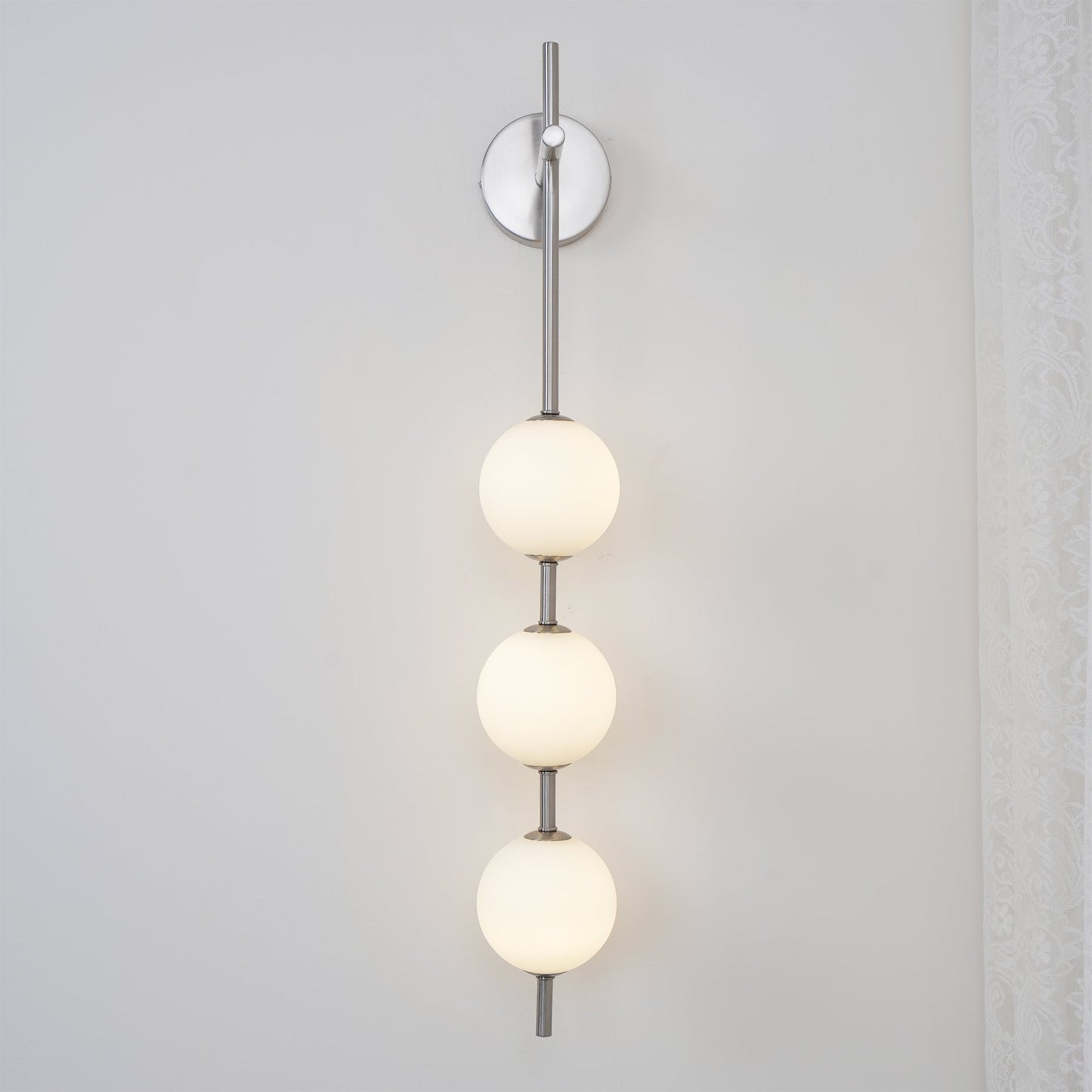 Verticale Glass Globe Wandlamp – Luxe LED Wandverlichting met Gouden Afwerking | Minimalistisch & Sfeervol Design