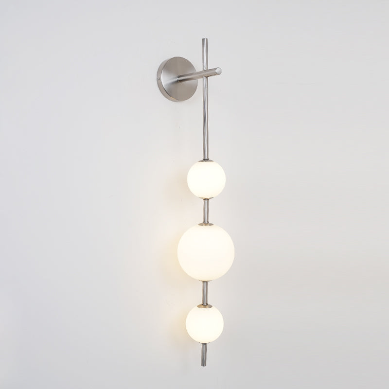 Verticale Glass Globe Wandlamp – Luxe LED Wandverlichting met Gouden Afwerking | Minimalistisch & Sfeervol Design
