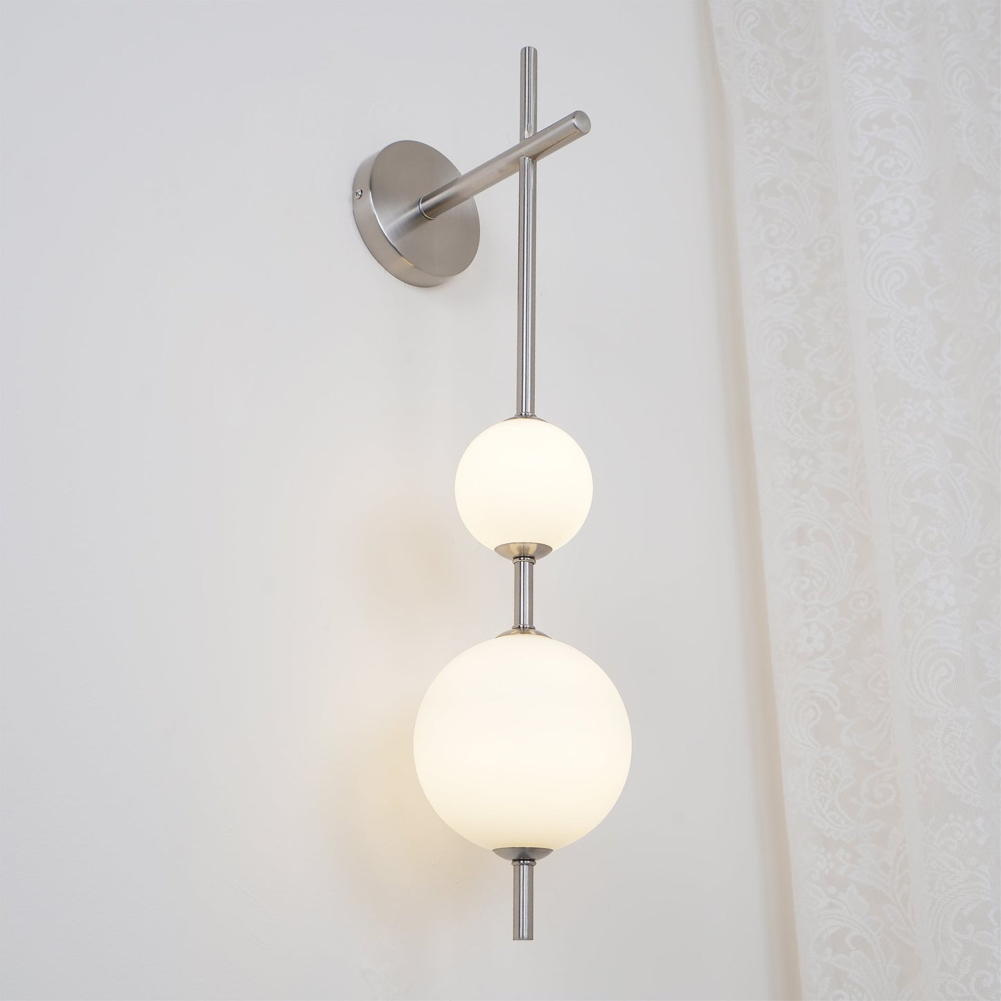Verticale Glass Globe Wandlamp – Luxe LED Wandverlichting met Gouden Afwerking | Minimalistisch & Sfeervol Design