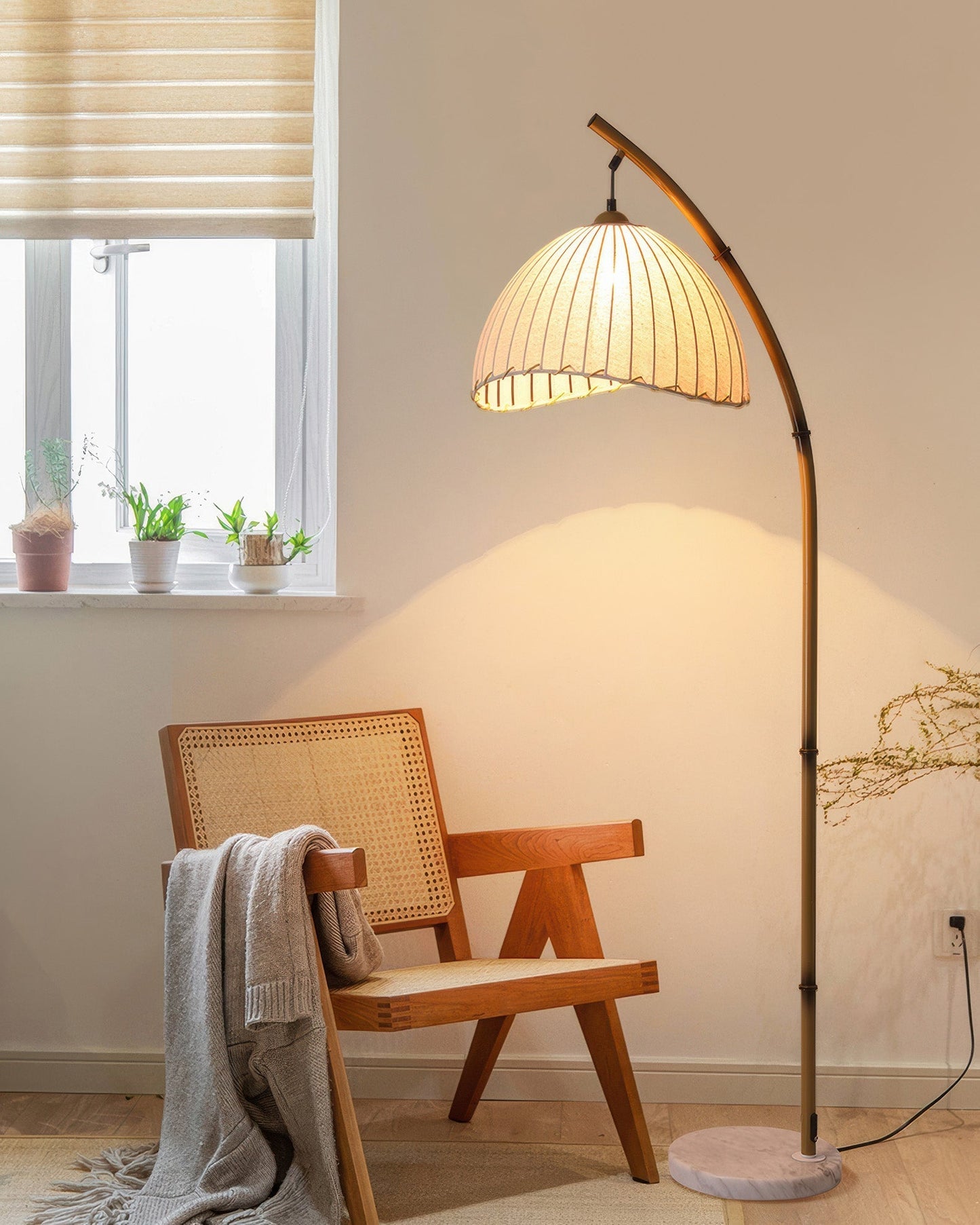 Cultural Zen Bamboe Vloerlamp – Staande Lamp met Stoffen Kap | Natuur, Rust & Sfeervolle Verlichting