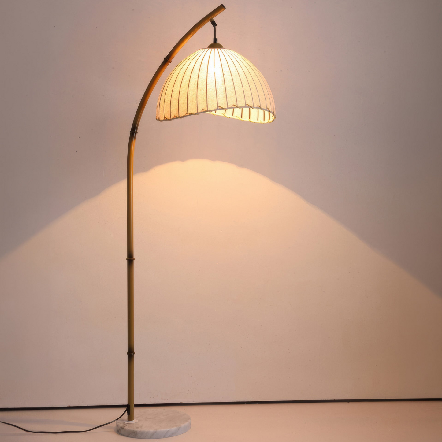 Cultural Zen Bamboe Vloerlamp – Staande Lamp met Stoffen Kap | Natuur, Rust & Sfeervolle Verlichting