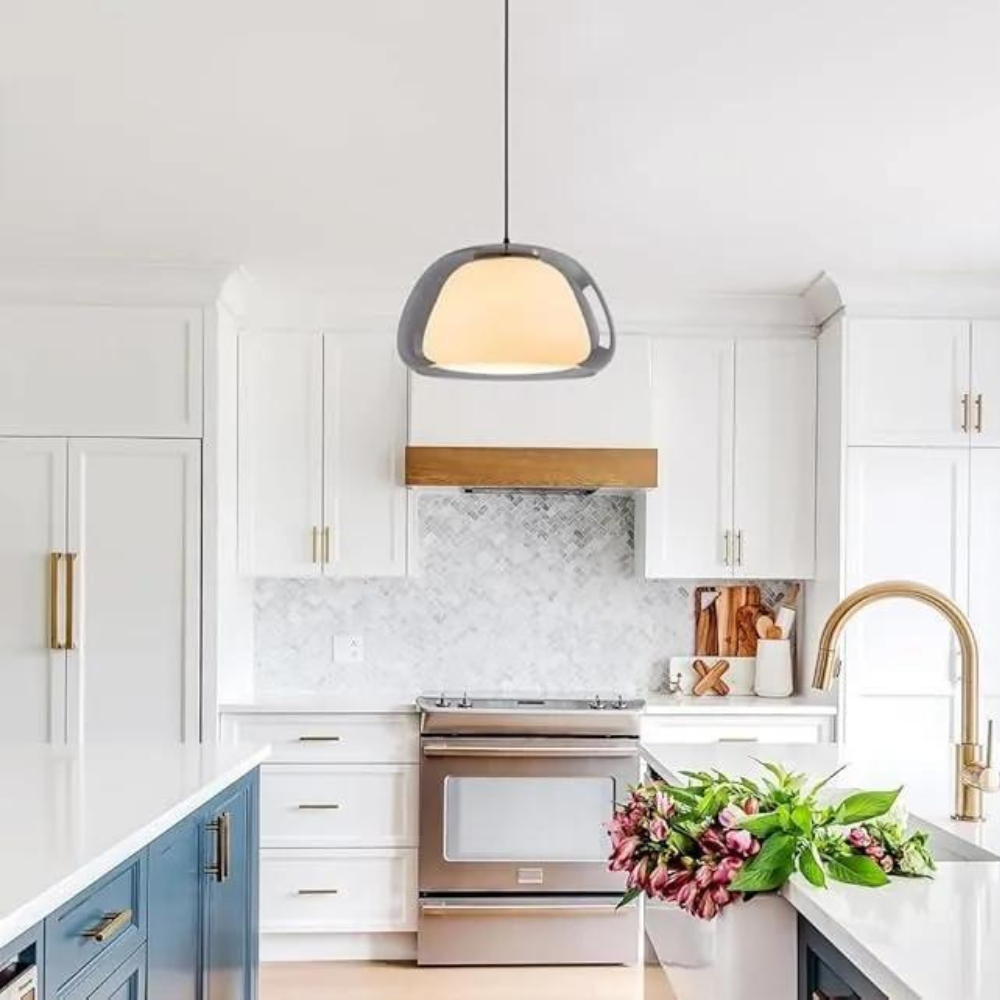Moderne glazen koepel hanglamp – verstelbaar design met E27 fitting en eigentijdse uitstraling