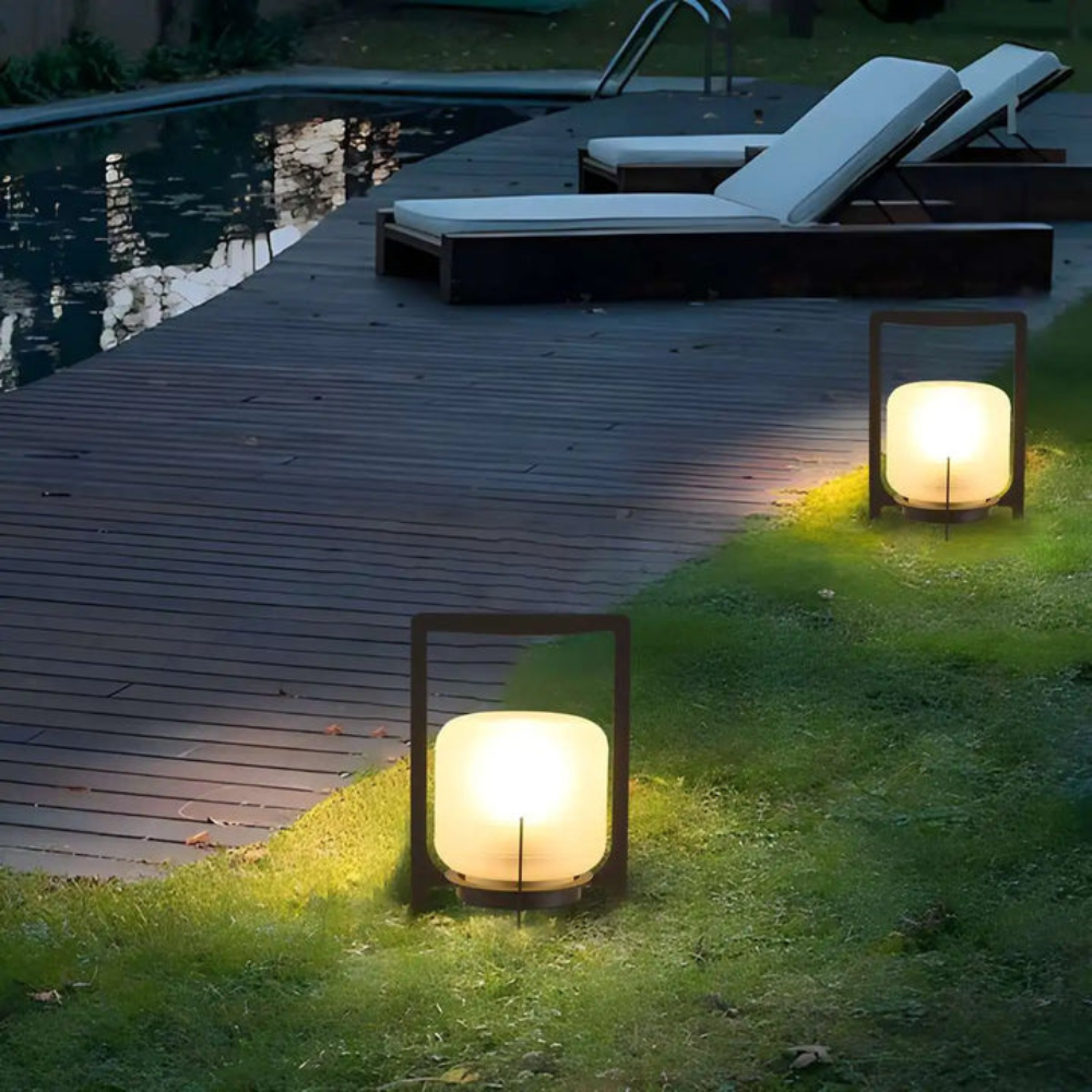 Duurzame solar buitenlamp – stijlvolle tuinverlichting op zonne-energie voor tuin, terras & pad