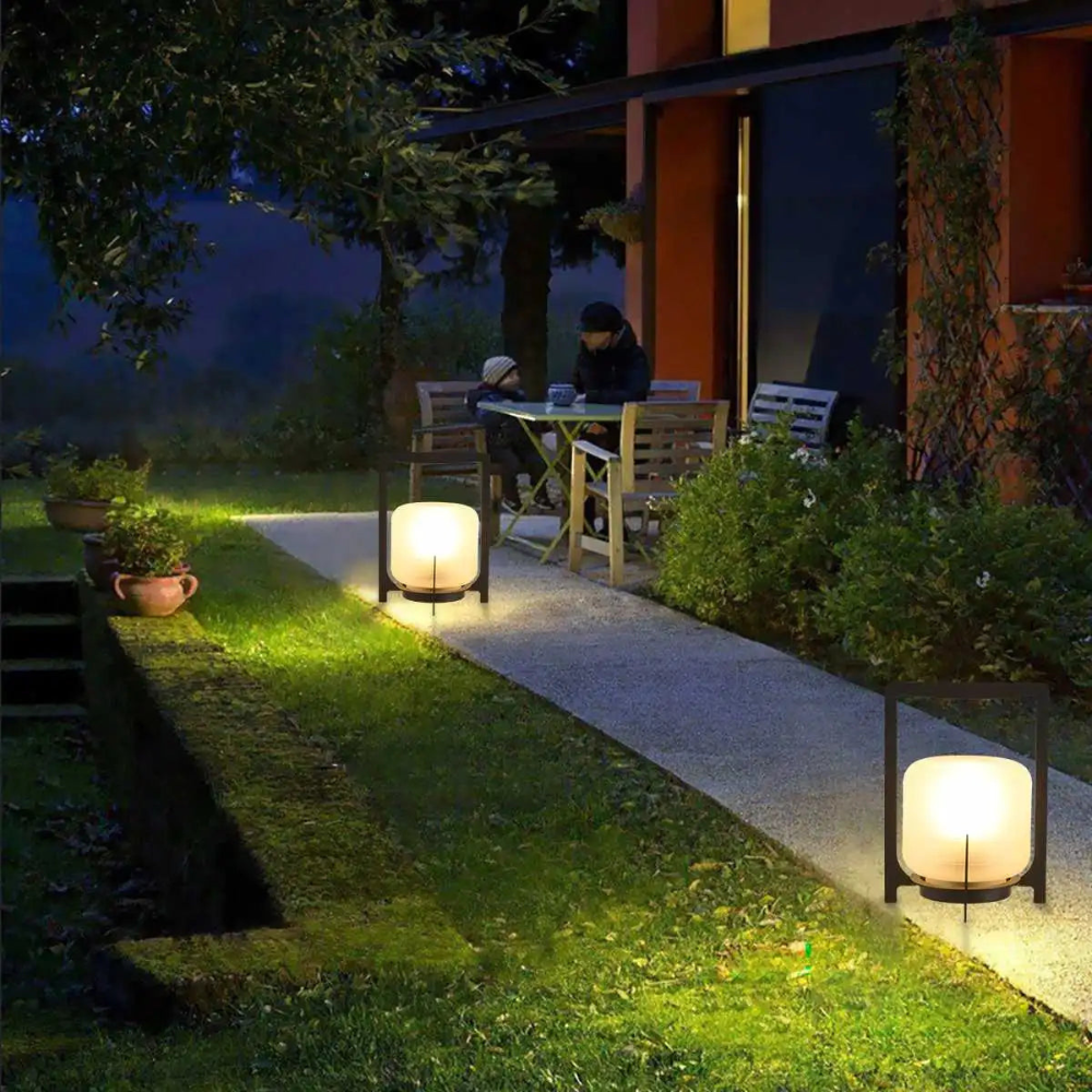 Duurzame solar buitenlamp – stijlvolle tuinverlichting op zonne-energie voor tuin, terras & pad