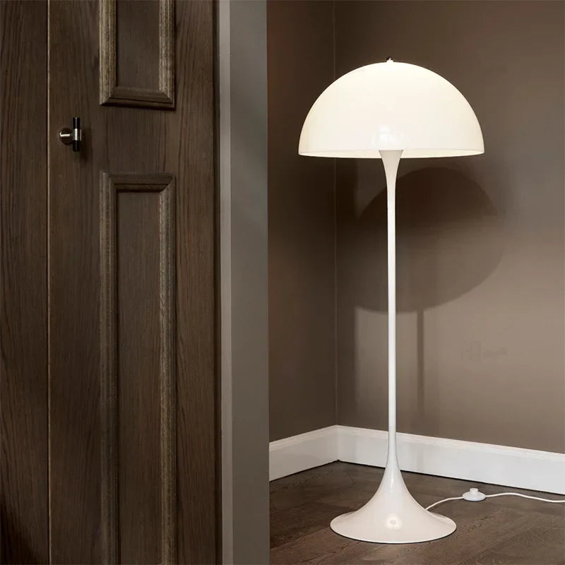 Nordic Danish Mushroom Vloerlamp – Scandinavisch Design Staande Lamp | Iconisch & Sfeervol met LED Verlichting