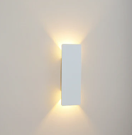 Moderne LED Buitenlamp Aluminium – Waterdichte Wandlamp met Strakke Strepen | Duurzaam, Energiezuinig & Stijlvolle Tuinverlichting