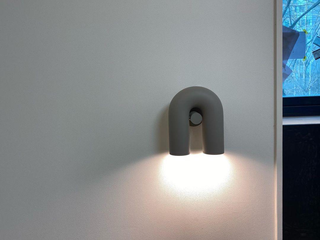 Cirkus LED Lamp – Speels & Modulair Design | U-Vormige Verlichting met Aanpasbare Richting