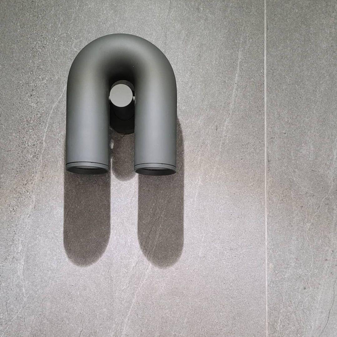 Cirkus LED Lamp – Speels & Modulair Design | U-Vormige Verlichting met Aanpasbare Richting