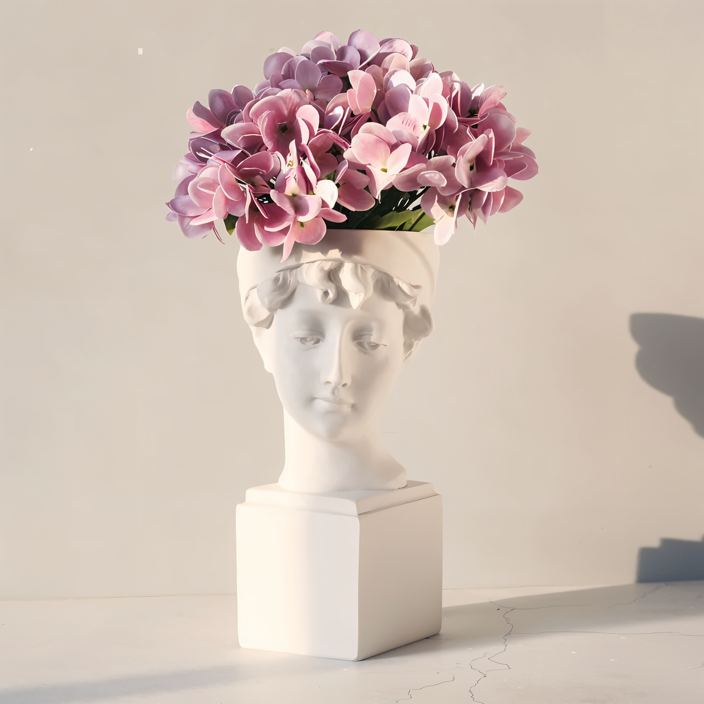 Griekse Bloempot – Klassieke Bloemenvaas van Kunsthars met Mythisch Design