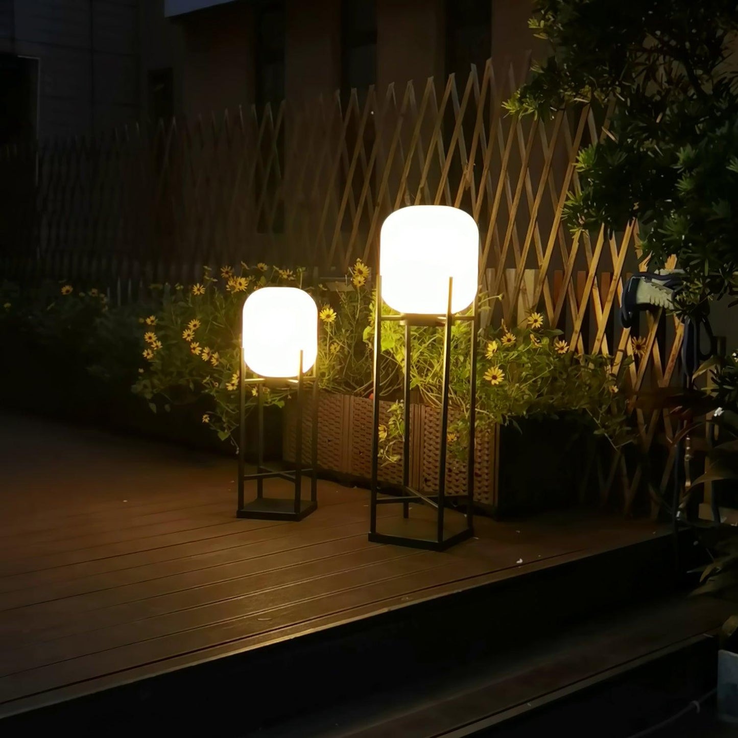 Stijlvolle Solar Buitenlamp RVS – Luxe LED Staande Tuinlamp Waterdicht & Energiezuinig met Automatische Oplaadfunctie