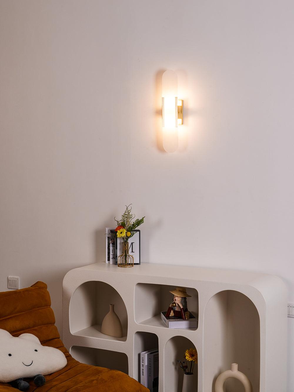Melange Alabaster Wandlamp – Luxe Design met Messing Accenten | Handgemaakt & Tijdloos Modern