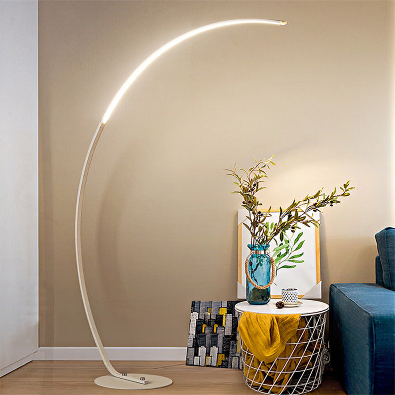 Ardorus LED Vloerlamp – Minimalistisch Design in Mat Zwart | Energiezuinig, Warm Licht & Moderne Elegant