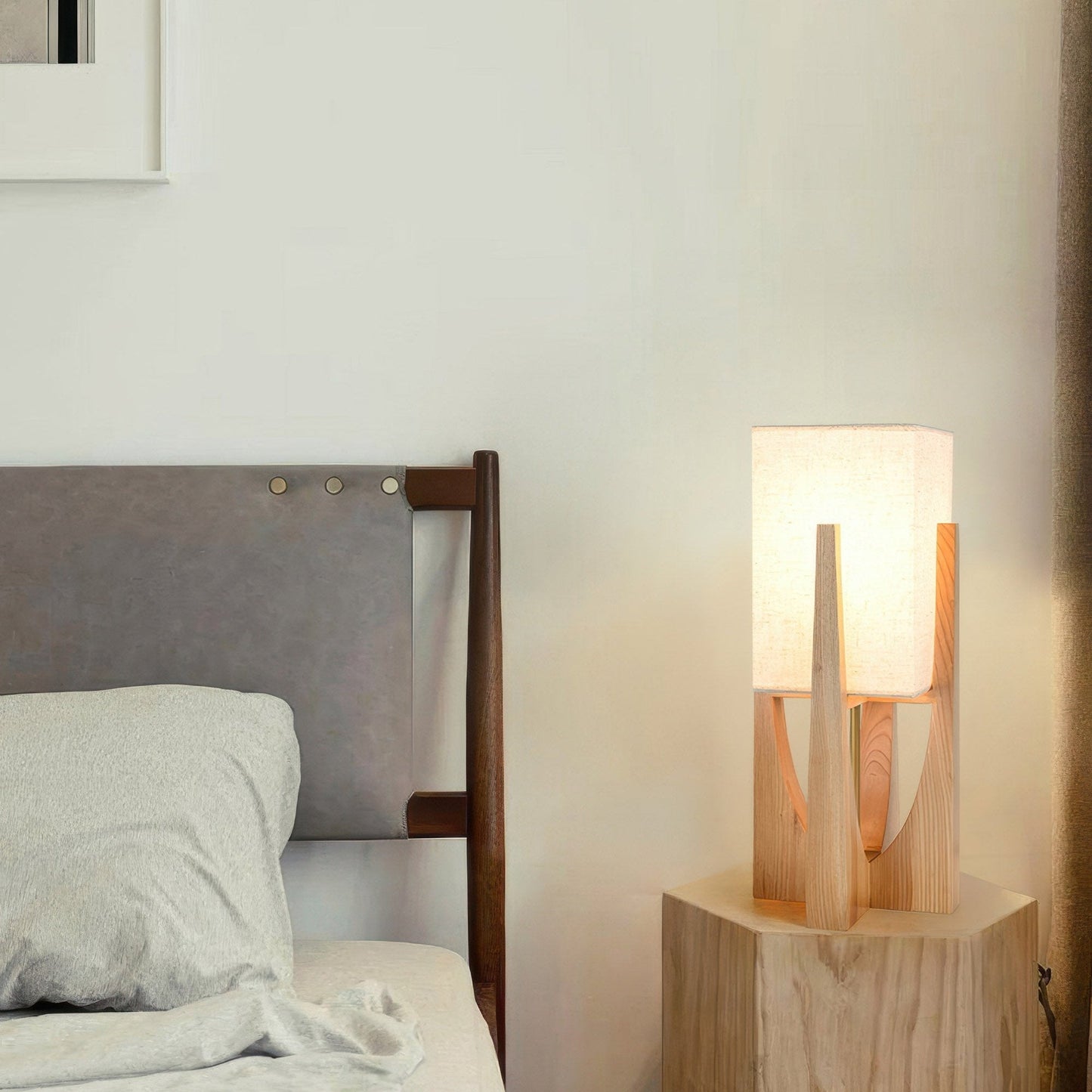 Japanse Walnoot Vloerlamp – Minimalistische Staande Lamp met Katoen-Linnen Kap | Warm Licht & Tricolor Verlichting