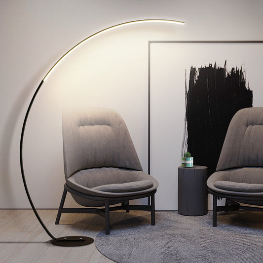 Ardorus LED Vloerlamp – Minimalistisch Design in Mat Zwart | Energiezuinig, Warm Licht & Moderne Elegant