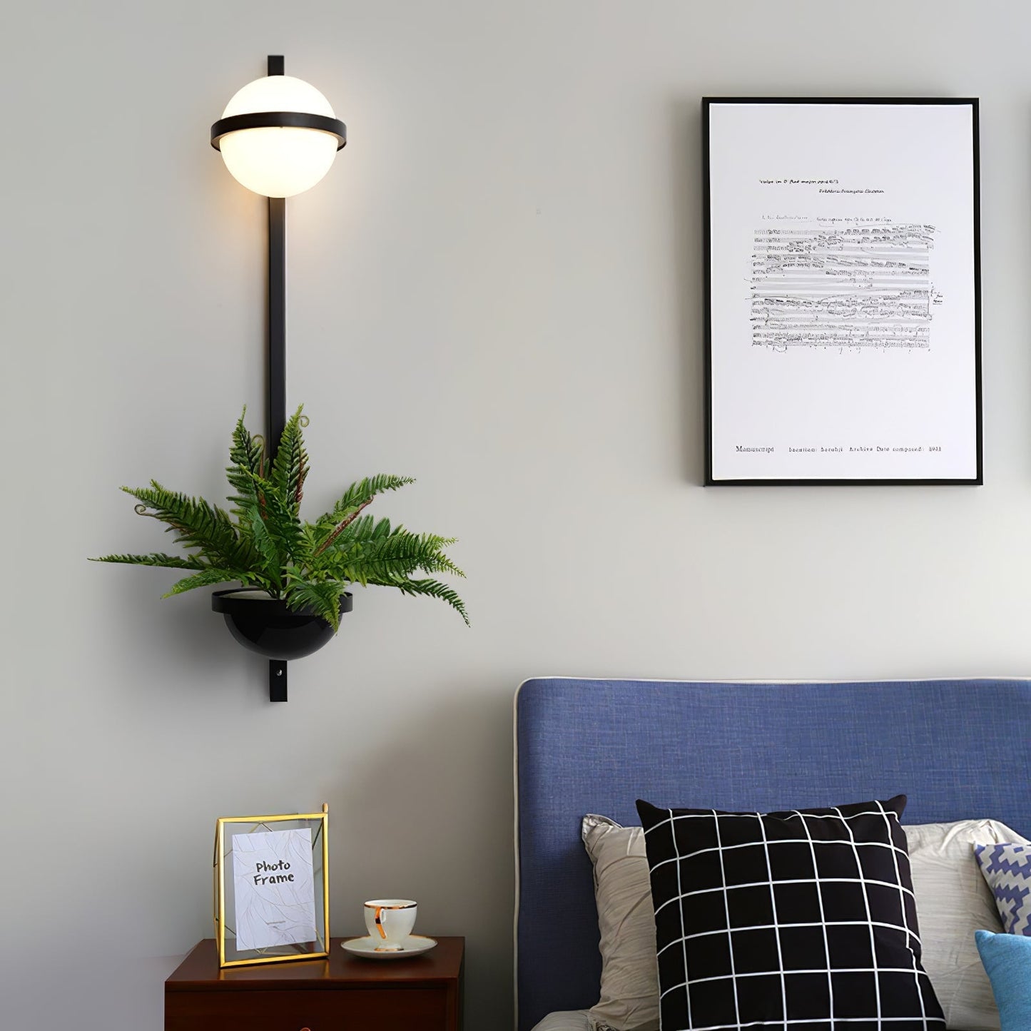 Solstice Outdoor Wall Light – Moderne Zwarte Buitenlamp met LED Bol | Waterdichte IP65 Gevelverlichting