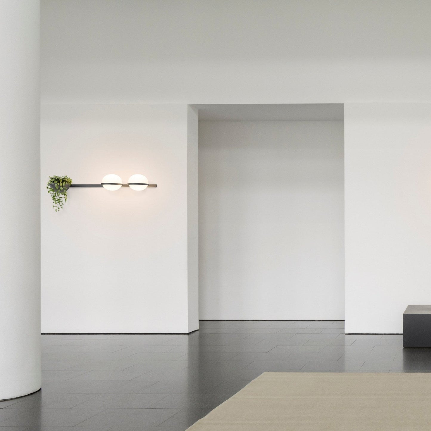 Solstice Outdoor Wall Light – Moderne Zwarte Buitenlamp met LED Bol | Waterdichte IP65 Gevelverlichting