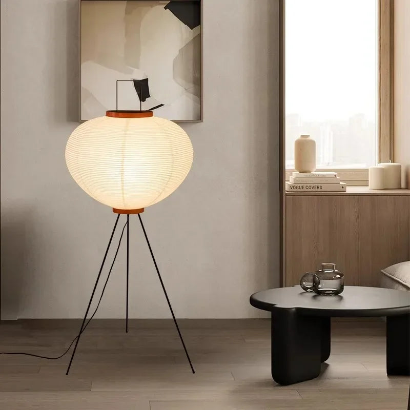 ZenGlow Wabi Sabi Vloerlamp – Vintage Staande Lamp met Rijstpapieren Kap | Minimalistisch Design & Warme Sfeerverlichting