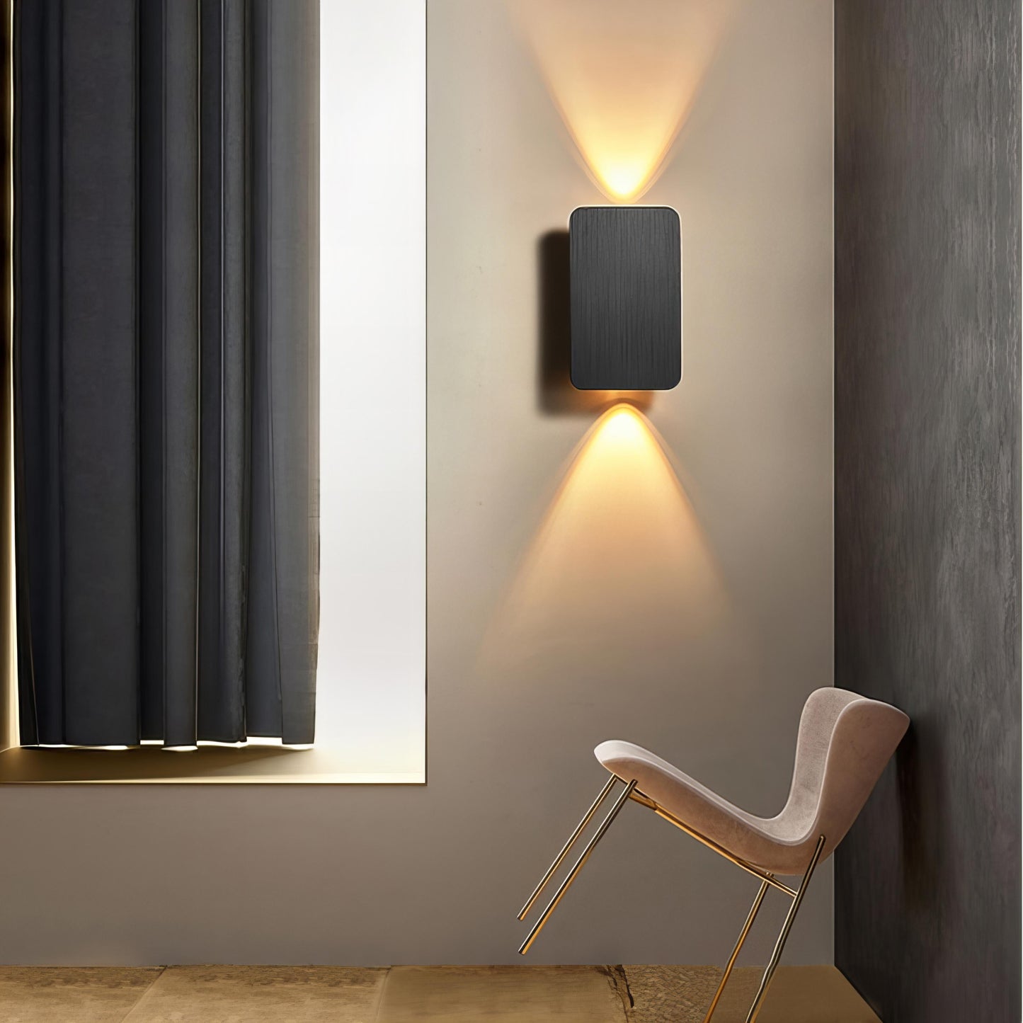Koda Rechthoekige Wandlamp – Moderne LED Muurverlichting | Boven & Beneden Licht in 4 Metallic Finishes