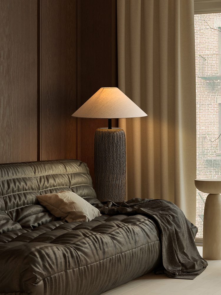 Weathered Wood Vloerlamp – Rustieke Staande Lamp met Stoffen Kap | Landelijk Design & Warme Sfeer