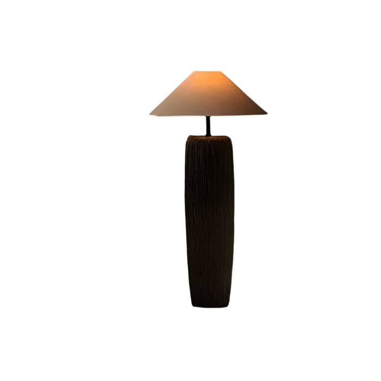 Weathered Wood Vloerlamp – Rustieke Staande Lamp met Stoffen Kap | Landelijk Design & Warme Sfeer