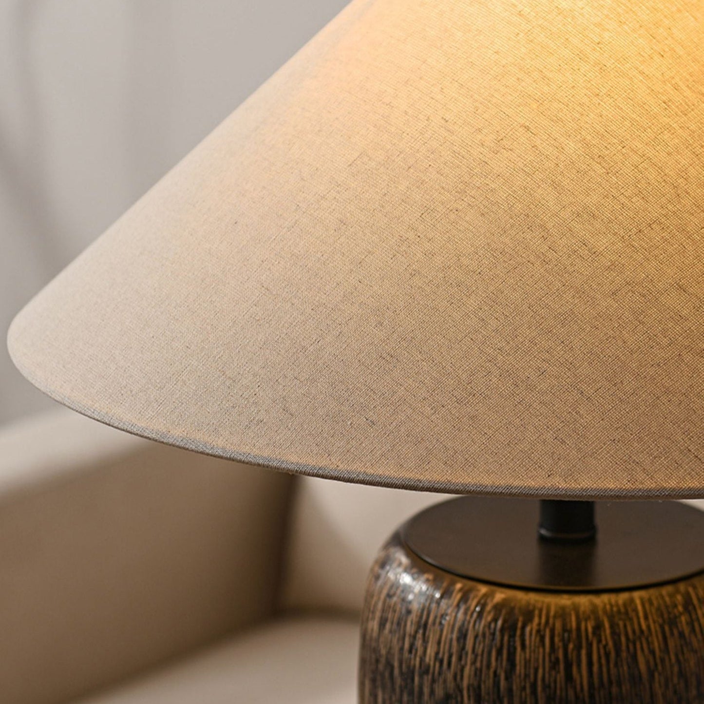 Weathered Wood Vloerlamp – Rustieke Staande Lamp met Stoffen Kap | Landelijk Design & Warme Sfeer