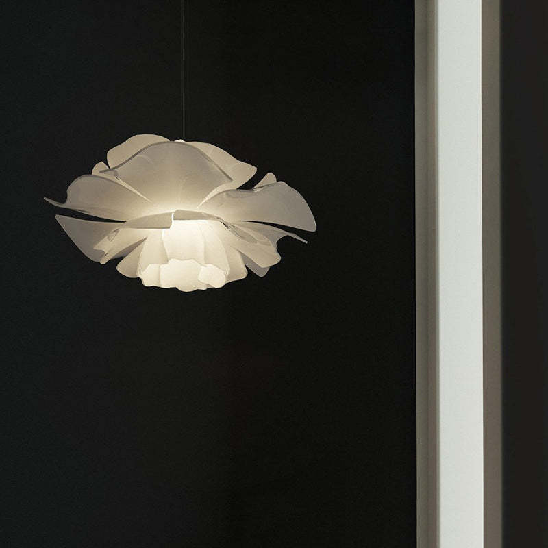 Moderne Hanglamp in Bloemvorm – Witte LED Kroonluchter van Metaal en Acryl – Bella