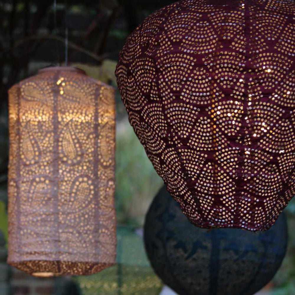 Solar Lantaarn Buiten – Kleurrijke Tuinlamp met Warm Licht | Weerbestendig & Automatisch Aan/Uit