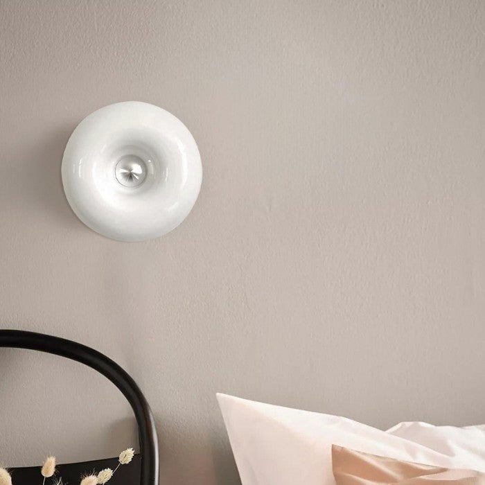 Bauhaus Donut Lamp – Creatieve Designlamp voor Bureau, Muur & Hal | LED Dimbaar in 3 Kleuren